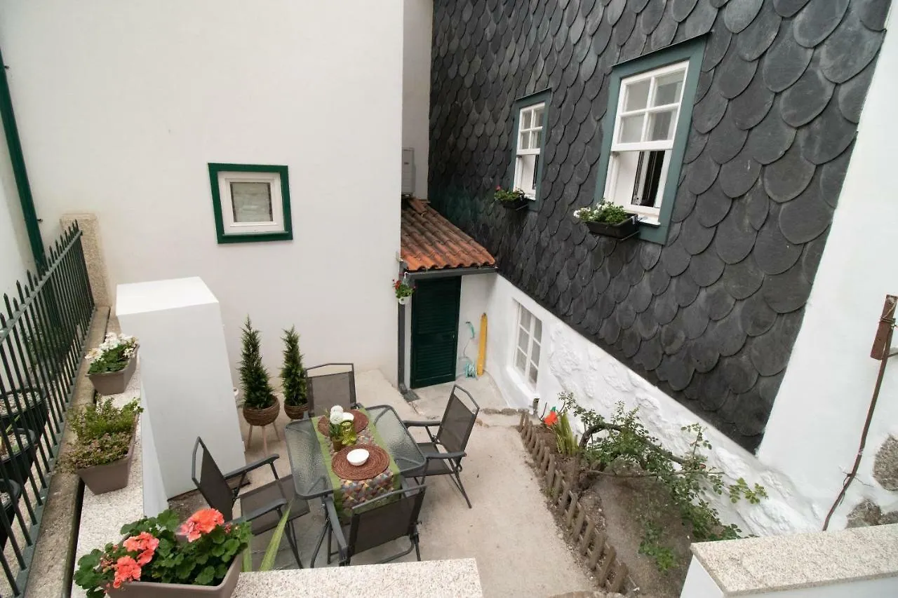 Casa Da Avo Zirinha Villa Viseu Vakantiehuis